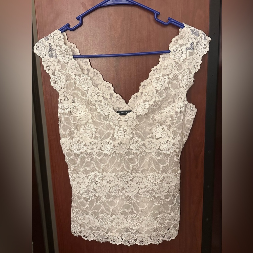 JOSIE NATORI

Rose Parfait Allover Lace Tank
Warm White
Medium